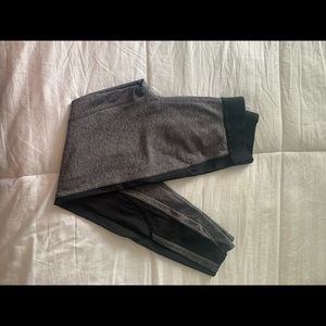 lululemon box it out tight EUC